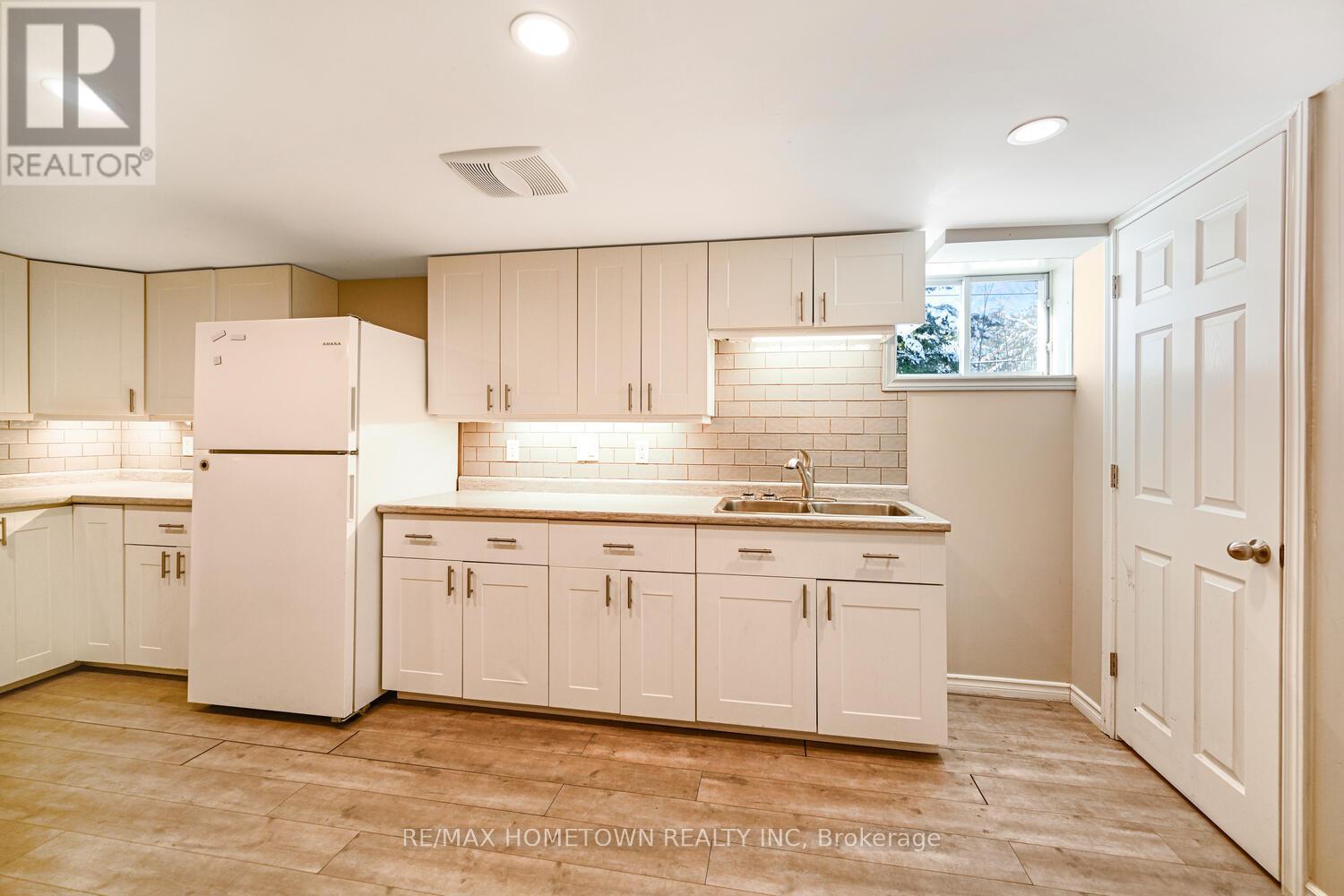 1229 Hallecks Road S, Elizabethtown-Kitley, Ontario K6V 5T3 - Photo 32 - X12662780