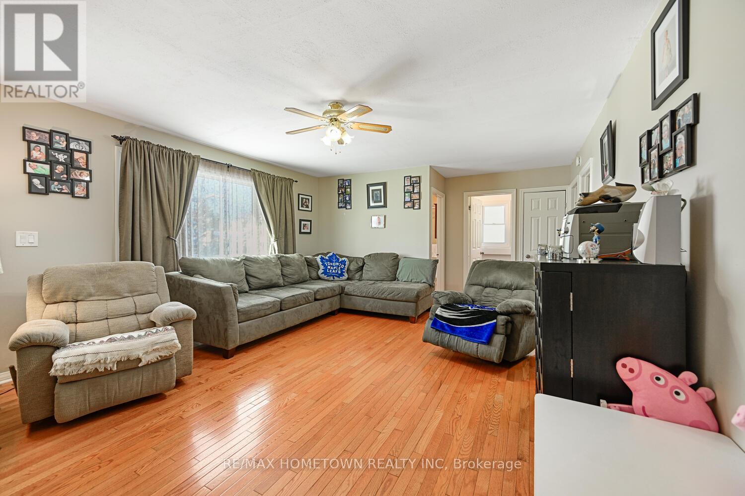 1229 Hallecks Road S, Elizabethtown-Kitley, Ontario K6V 5T3 - Photo 8 - X12662780