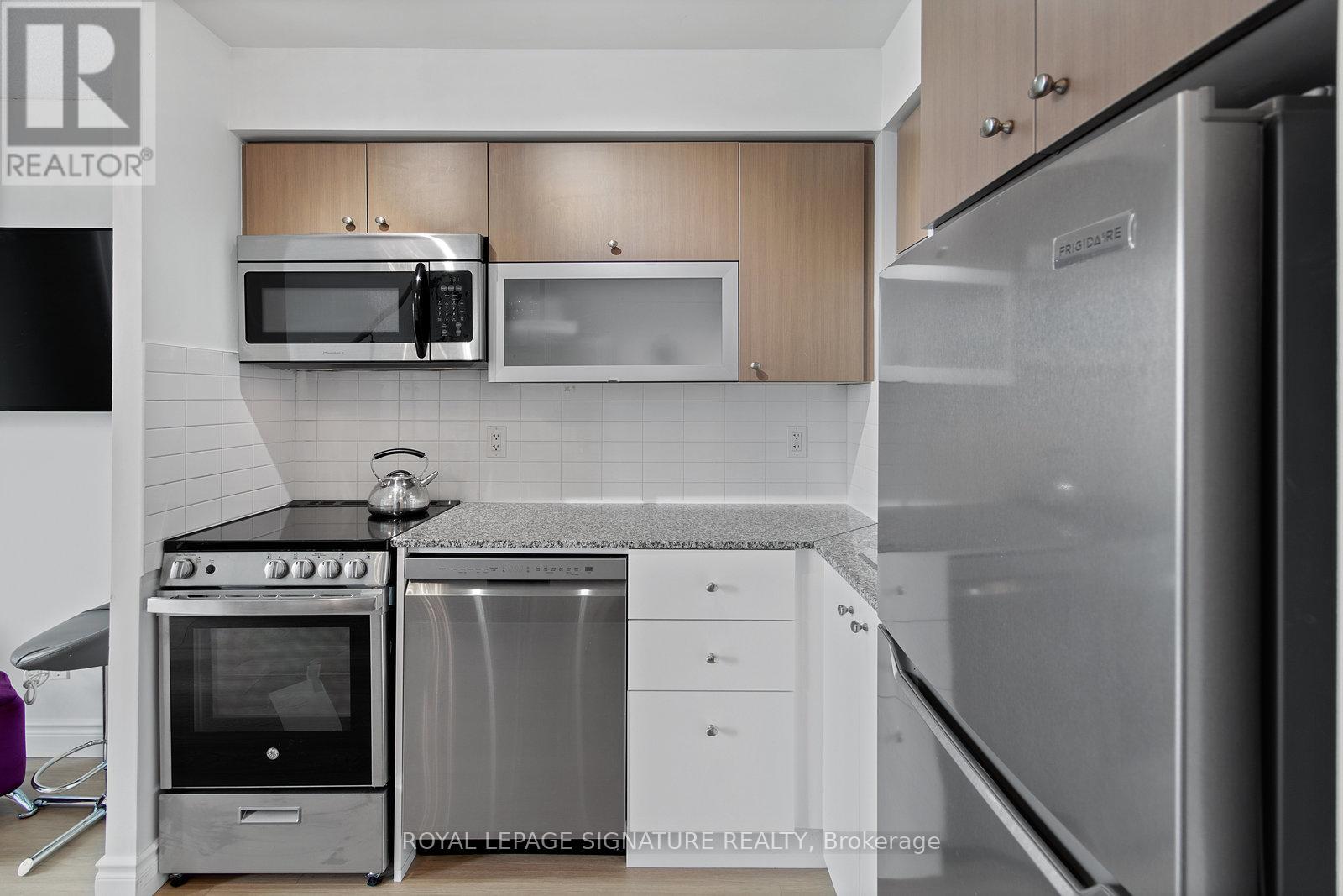 422 - 100 Western Battery Road, Toronto, Ontario  M6K 3S2 - Photo 10 - C12662800