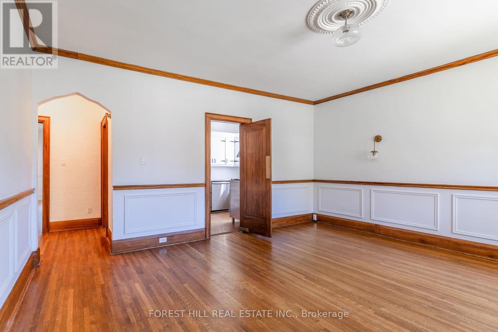 29 Whitehall Road, Toronto, Ontario  M4W 2C5 - Photo 25 - C12662814