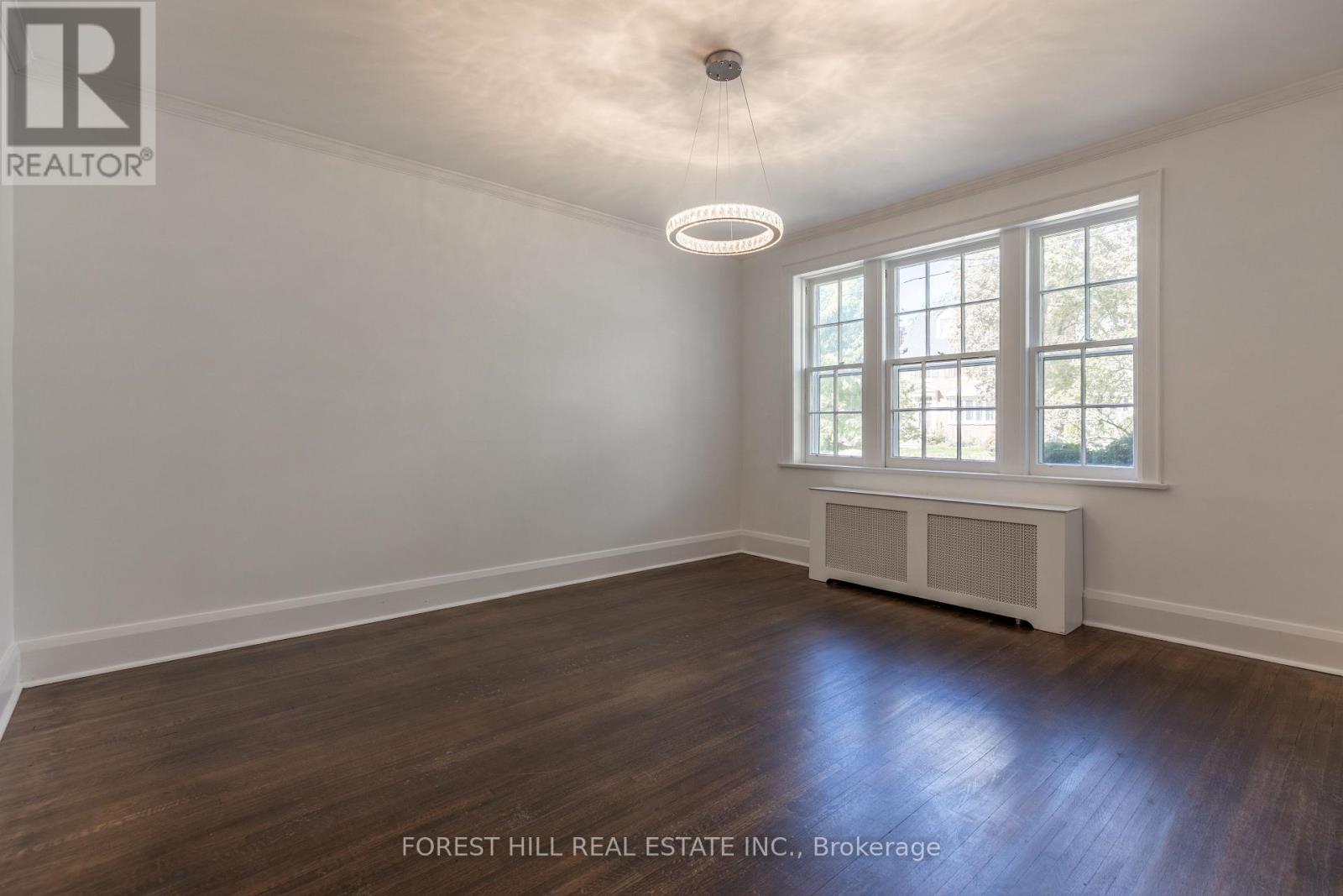 29 Whitehall Road, Toronto, Ontario  M4W 2C5 - Photo 6 - C12662814