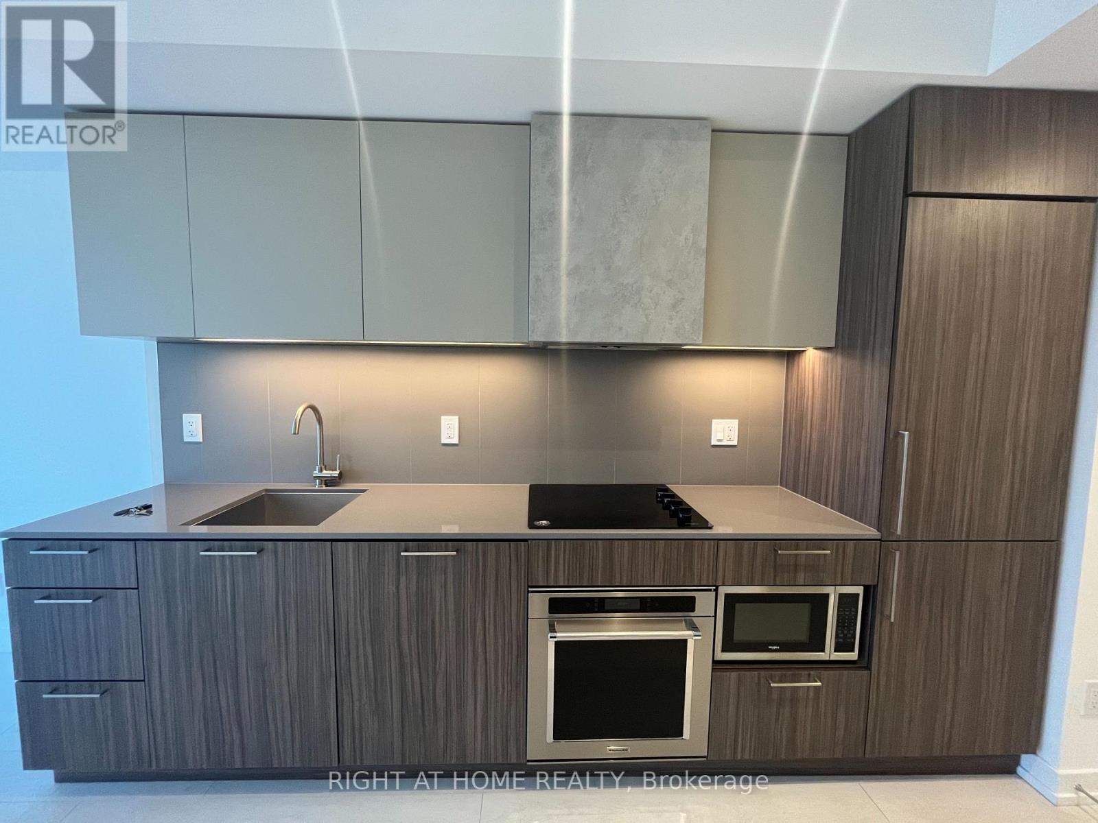 2503 - 19 Western Battery Road, Toronto, Ontario  M6K 3S4 - Photo 3 - C12662868