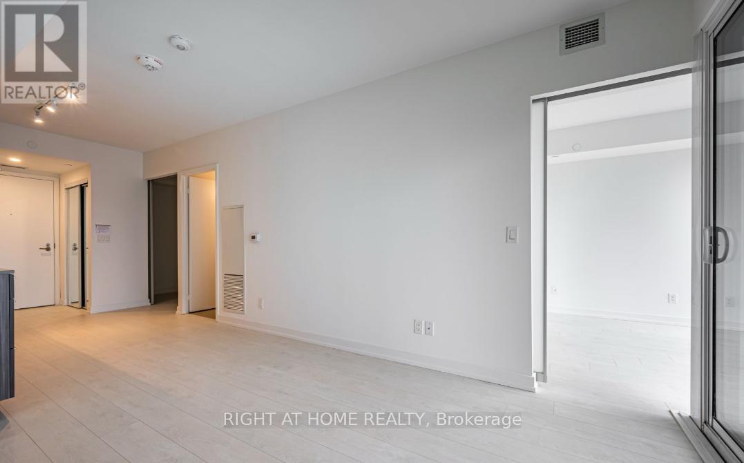 2503 - 19 Western Battery Road, Toronto, Ontario  M6K 3S4 - Photo 6 - C12662868