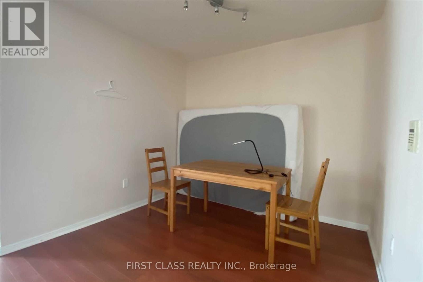 1517 - 23 Lorraine Drive, Toronto, Ontario  M2N 6Z6 - Photo 7 - C12662940