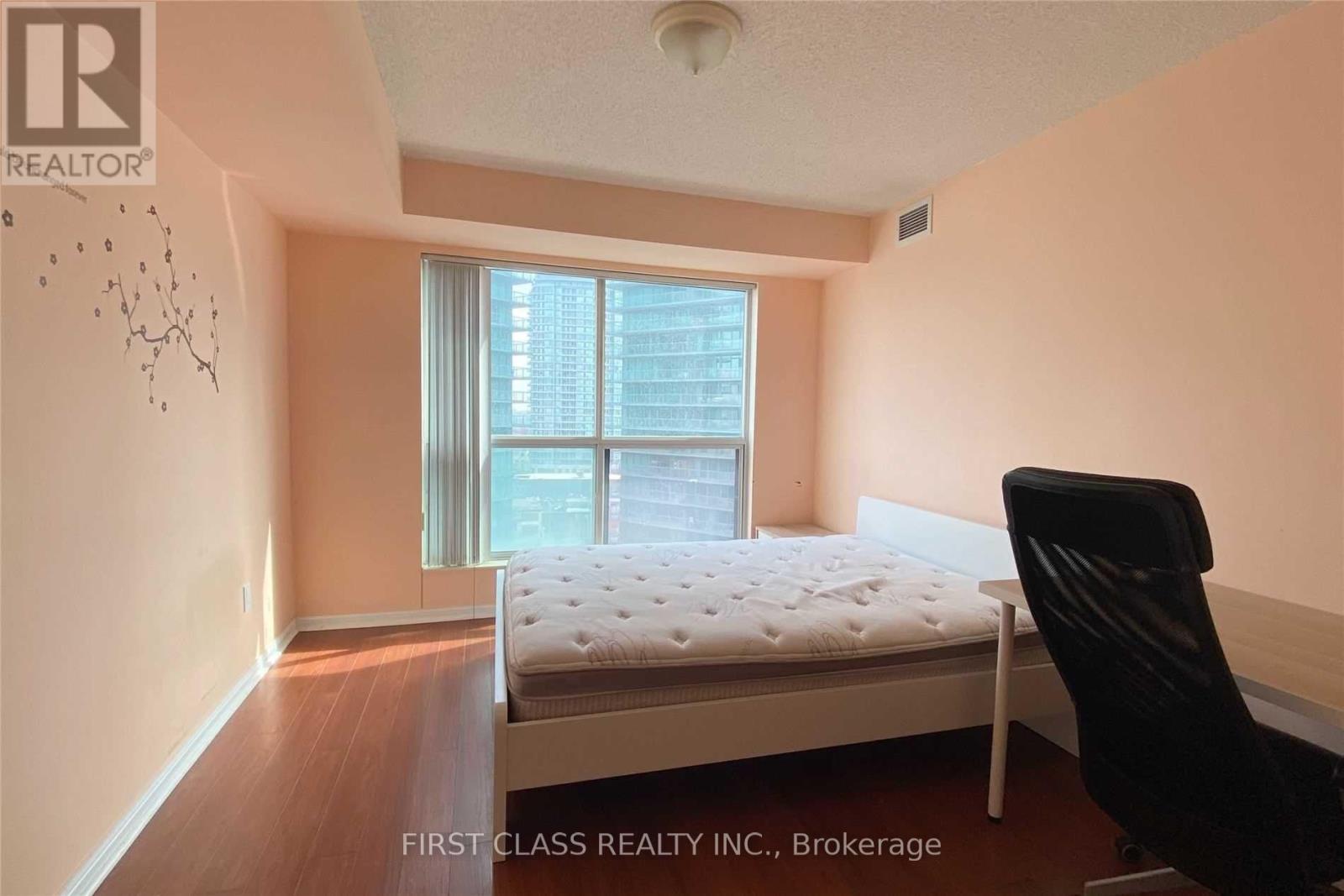 1517 - 23 Lorraine Drive, Toronto, Ontario  M2N 6Z6 - Photo 8 - C12662940