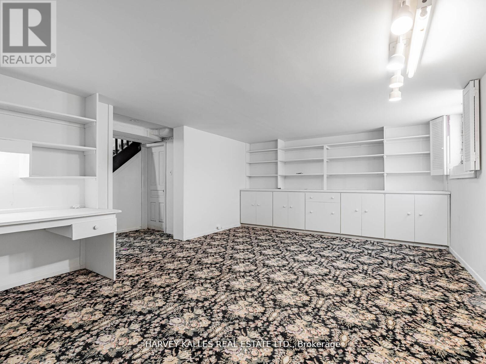 2 Silverwood Avenue, Toronto, Ontario  M5P 1W4 - Photo 22 - C12662956