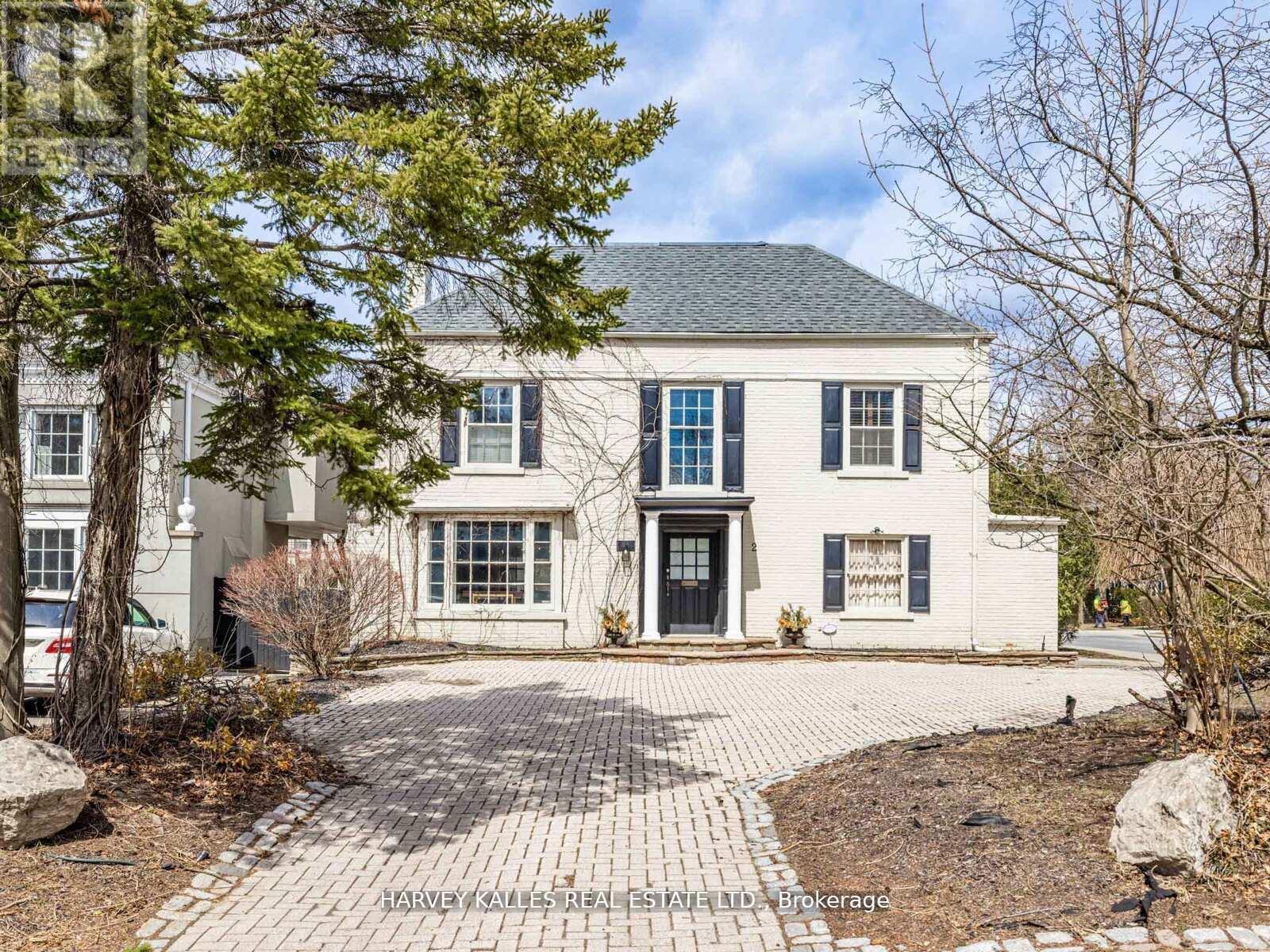 2 Silverwood Avenue, Toronto, Ontario  M5P 1W4 - Photo 5 - C12662956