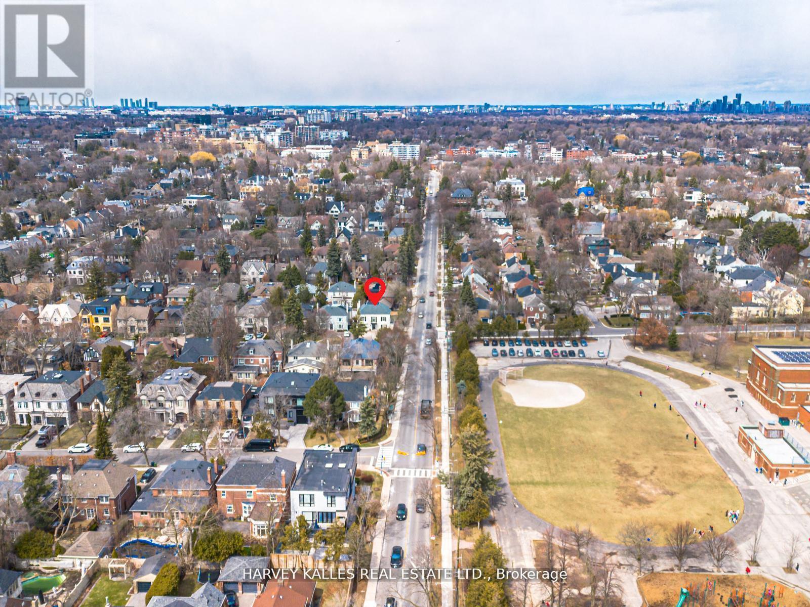 2 Silverwood Avenue, Toronto, Ontario  M5P 1W4 - Photo 50 - C12662956