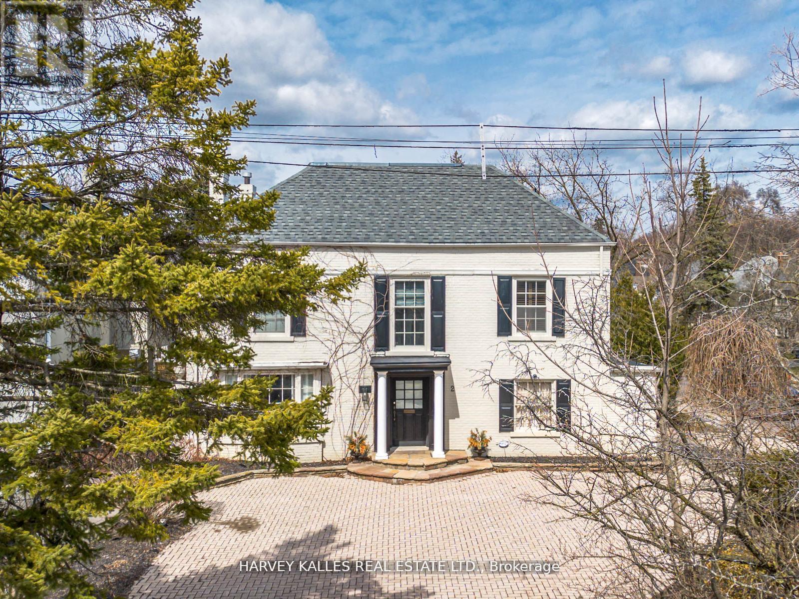 2 Silverwood Avenue, Toronto, Ontario  M5P 1W4 - Photo 6 - C12662956