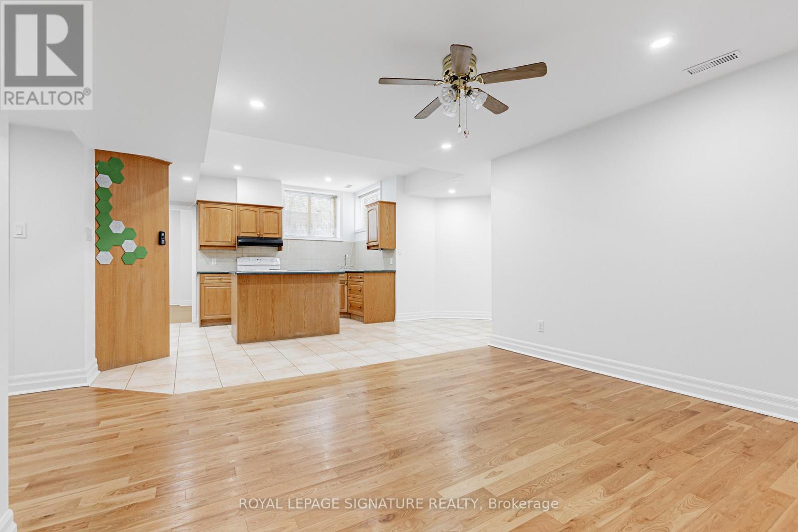 Lower - 44 Thatcher Avenue, Toronto, Ontario  M1M 2M2 - Photo 10 - E12662768