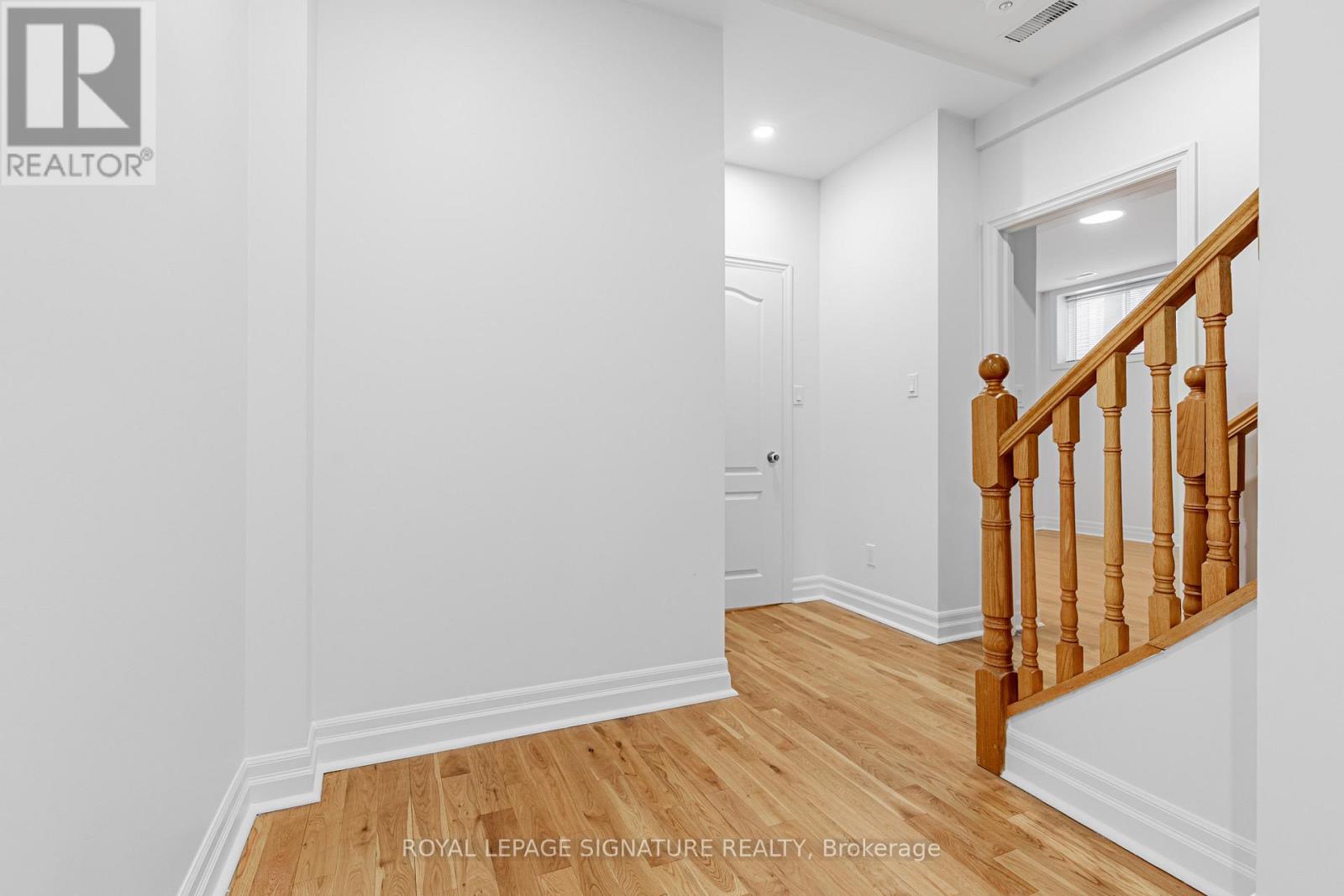 Lower - 44 Thatcher Avenue, Toronto, Ontario  M1M 2M2 - Photo 15 - E12662768