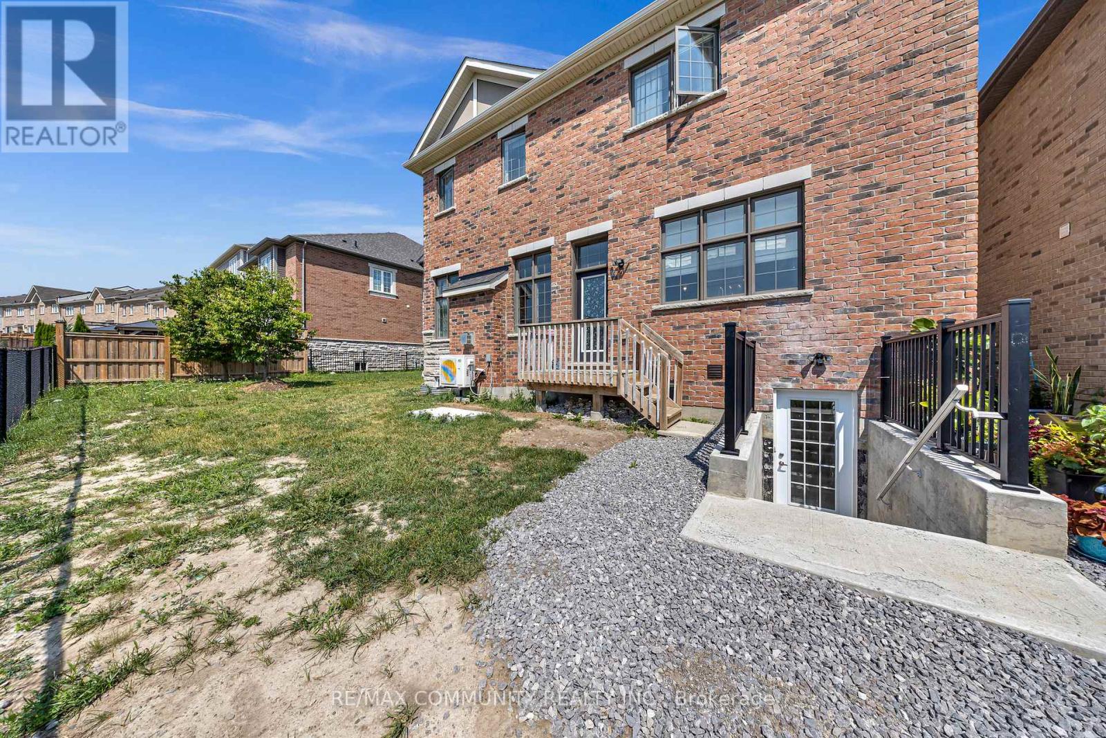 1159 Dragonfly Avenue, Pickering, Ontario  L1X 0G1 - Photo 49 - E12662894