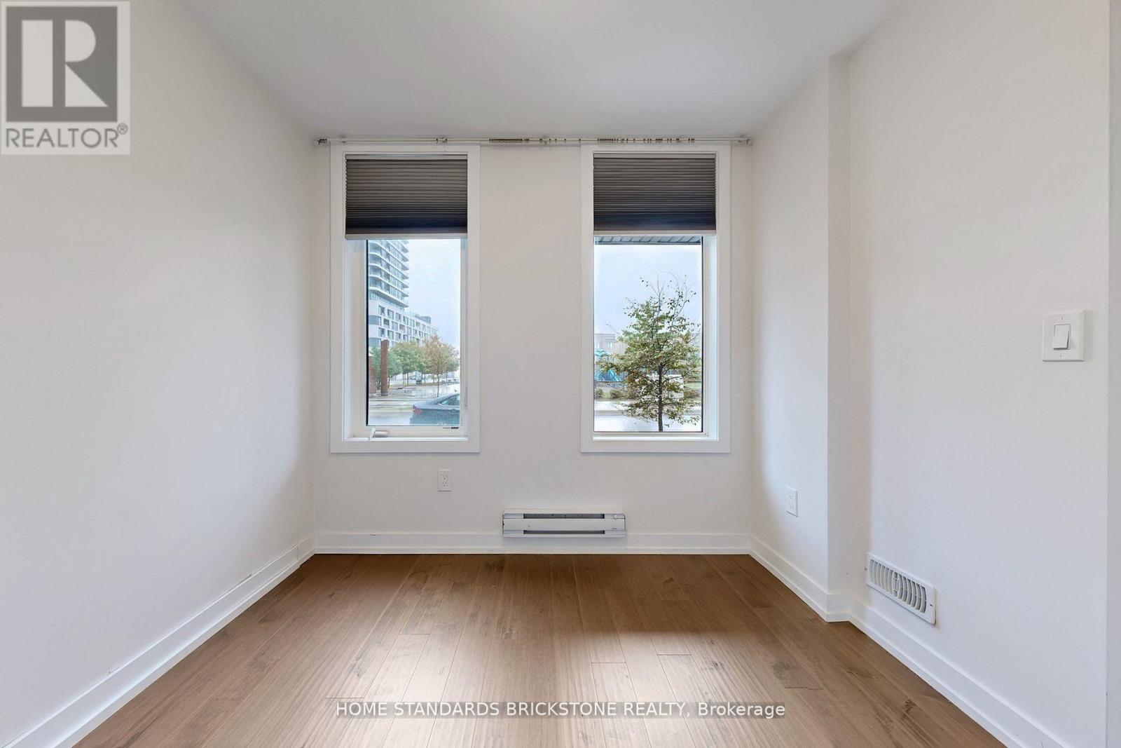 215 Salterton Circle, Vaughan, Ontario  L6A 4Z2 - Photo 41 - N12662904