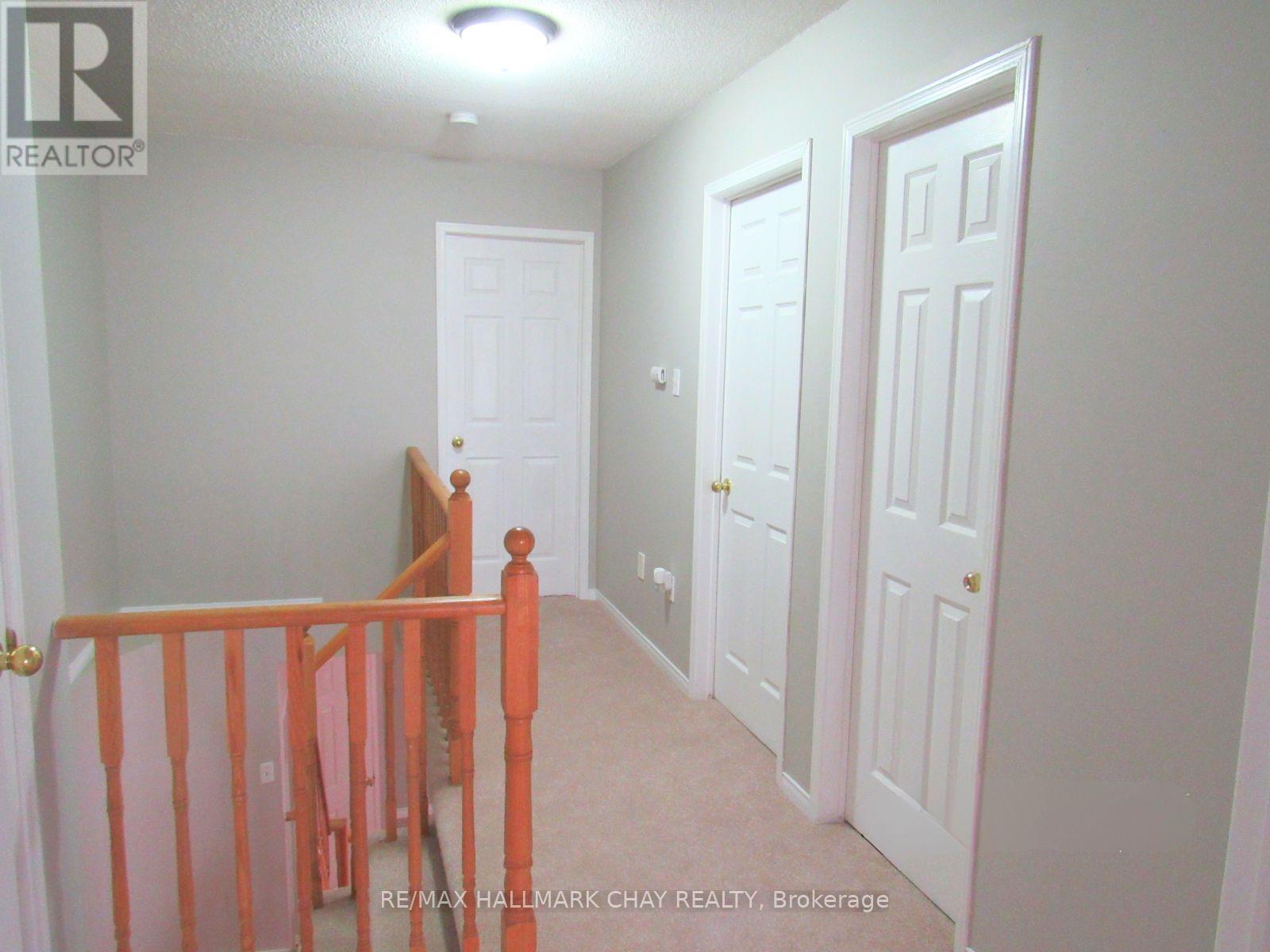 145 Leslie Avenue, Barrie, Ontario  L4N 9P4 - Photo 9 - S12662782