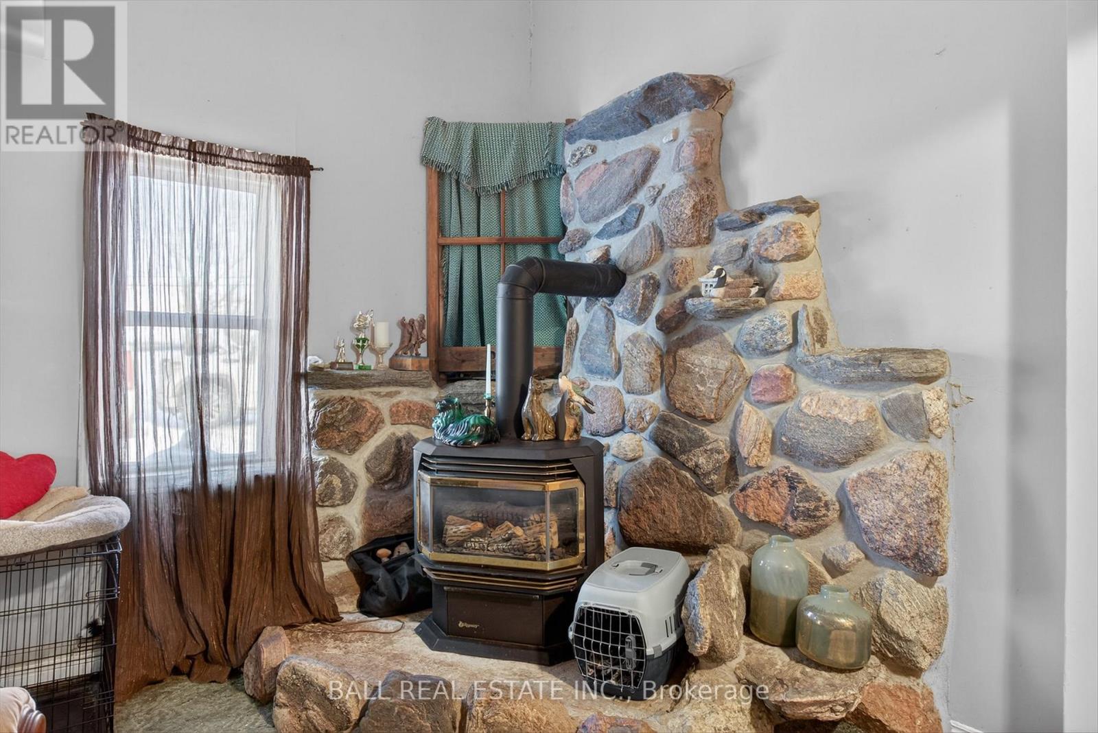 1132 Tara Road, Selwyn, Ontario  K9J 6X2 - Photo 14 - X12662256