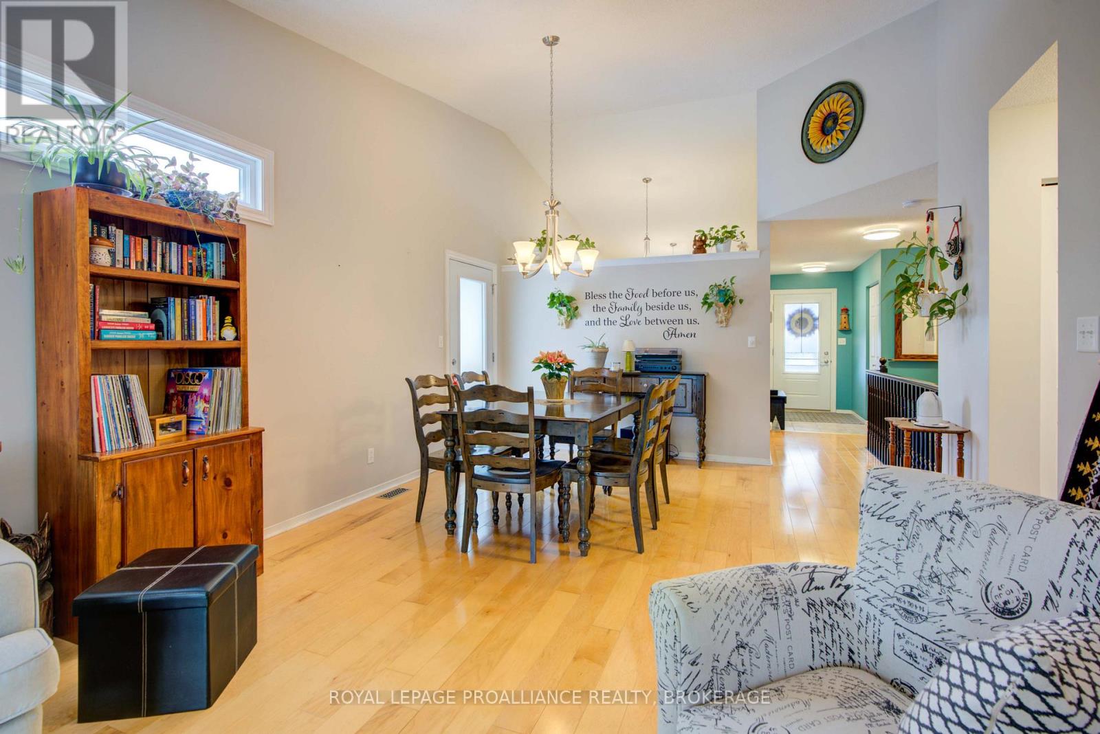 406 Waterloo Drive, Kingston, Ontario  K7M 8K7 - Photo 12 - X12662962