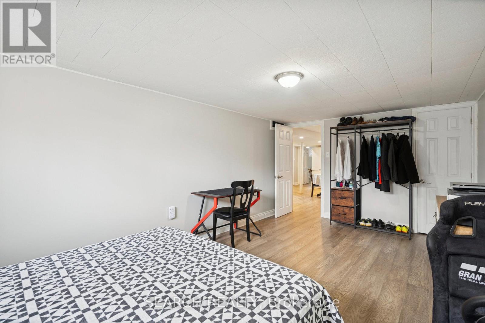 151 The Westway, Toronto, Ontario  M9P 2B6 - Photo 29 - W12584200