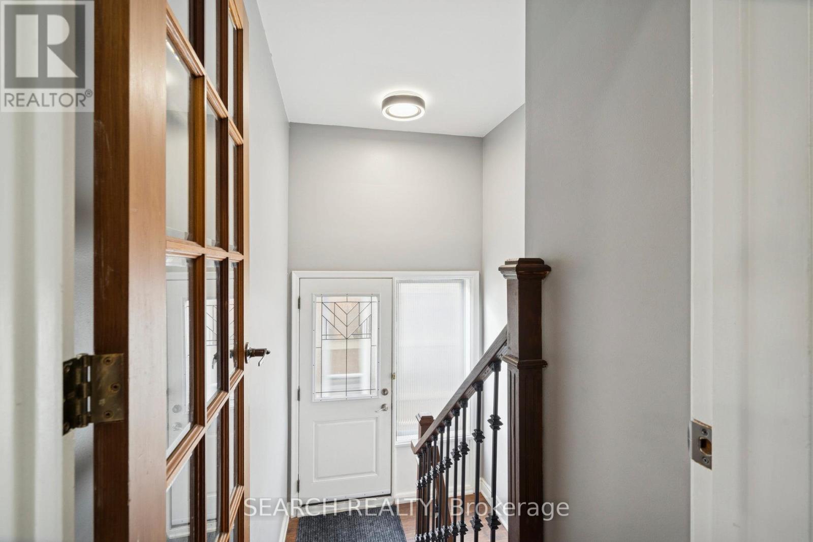 151 The Westway, Toronto, Ontario  M9P 2B6 - Photo 19 - W12584200