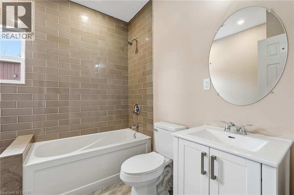 8770 Chippawa Creek Road Unit# 6, Niagara Falls, Ontario  L2H 0X4 - Photo 14 - 40796099