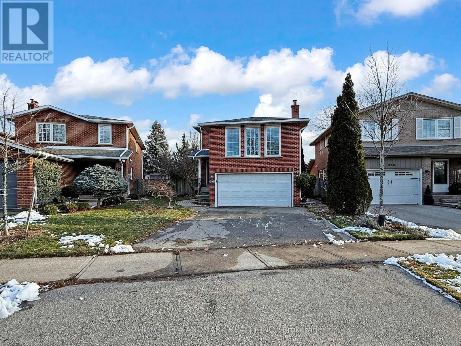 338 PARKRIDGE CRESCENT, Oakville, Ontario