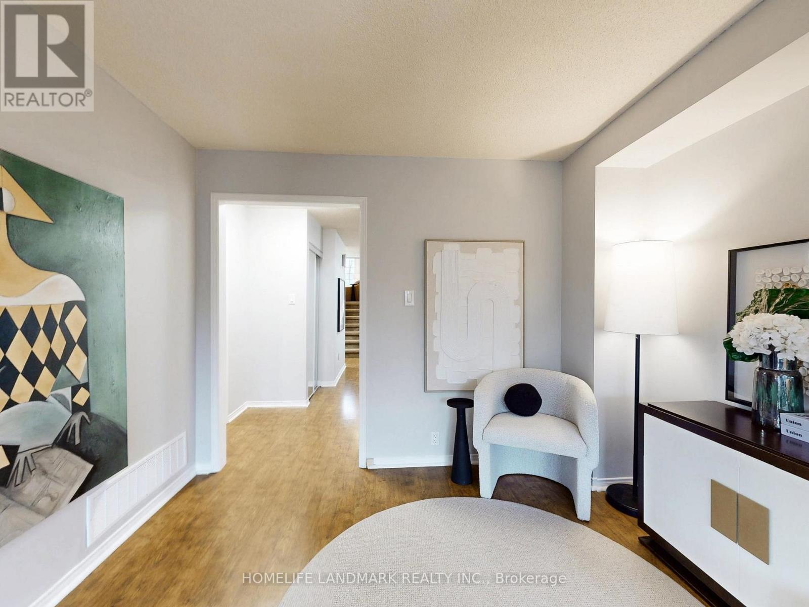 338 Parkridge Crescent, Oakville, Ontario  L6M 1B1 - Photo 10 - W12662754