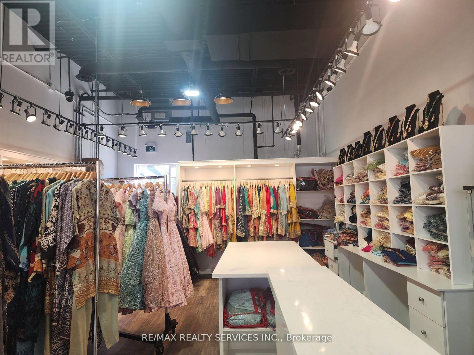 28 - 11625 Mcvean Drive, Brampton, Ontario  L6P 4J4 - Photo 5 - W12662776