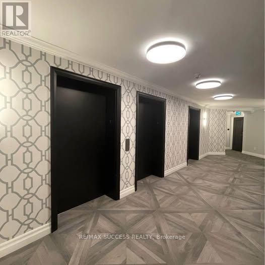 702 - 220 Forum Drive, Mississauga, Ontario  L4Z 4K1 - Photo 2 - W12662798