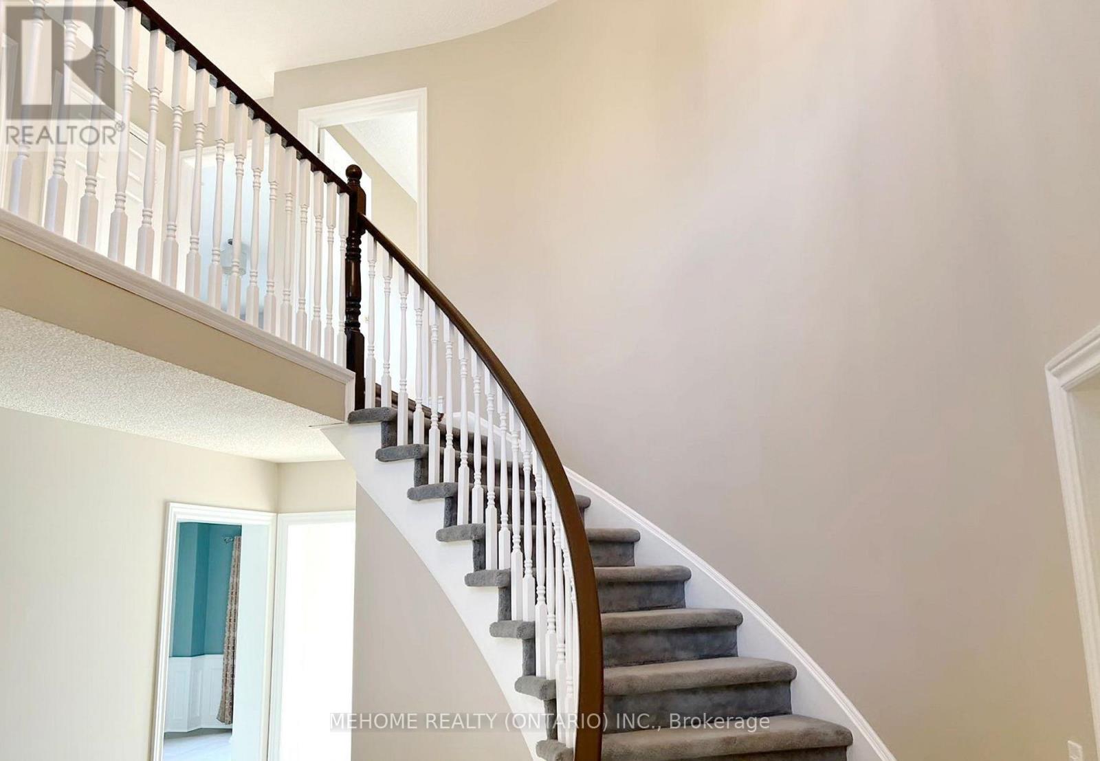 2037 Schoolmaster Circle, Oakville, Ontario  L6M 3A1 - Photo 19 - W12662804