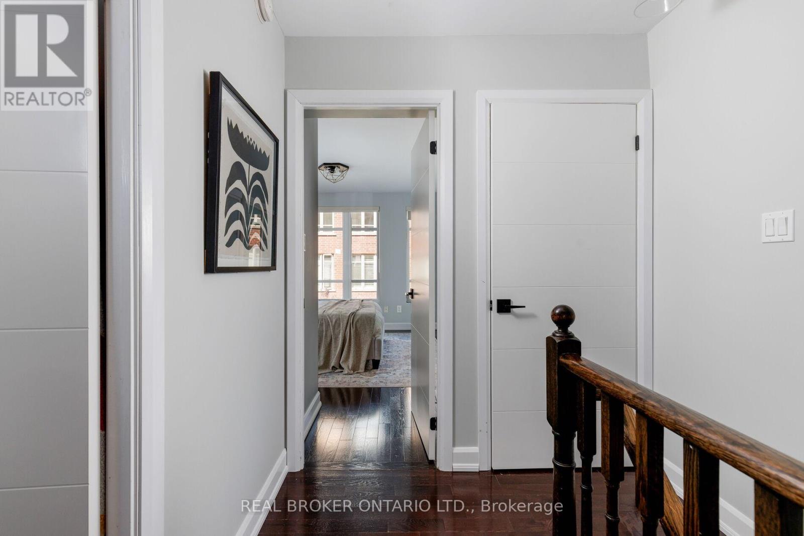 146 - 35 Elsie Lane, Toronto, Ontario  M6P 3N3 - Photo 11 - W12662856