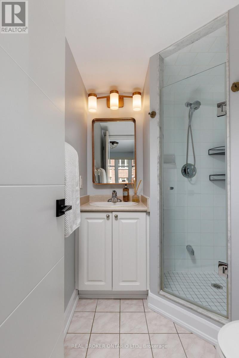 146 - 35 Elsie Lane, Toronto, Ontario  M6P 3N3 - Photo 14 - W12662856