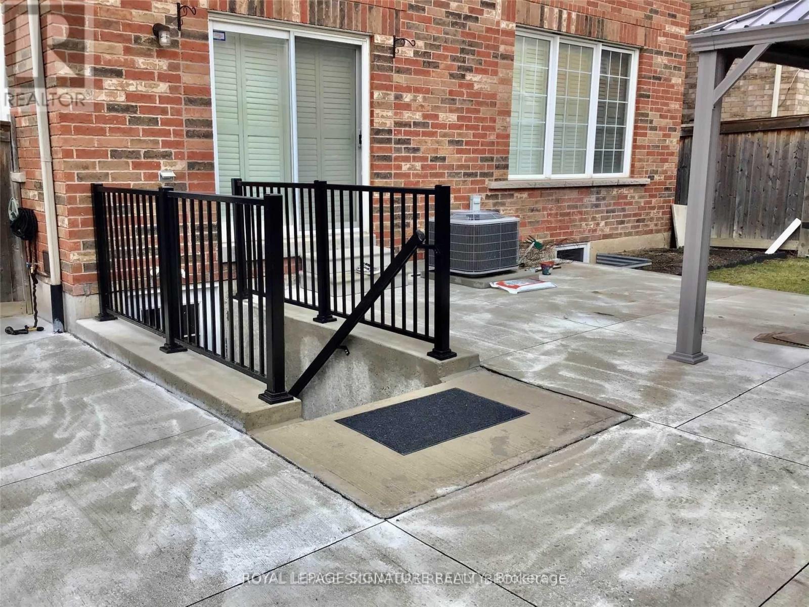 Bsmt - 751 Pitcher Place, Milton, Ontario  L9T 7P8 - Photo 2 - W12662892