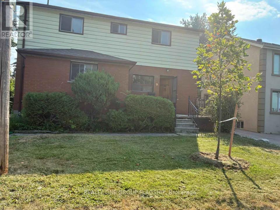 9 Thirty Sixth Street, Toronto, Ontario  M8W 3K8 - Photo 2 - W12662898