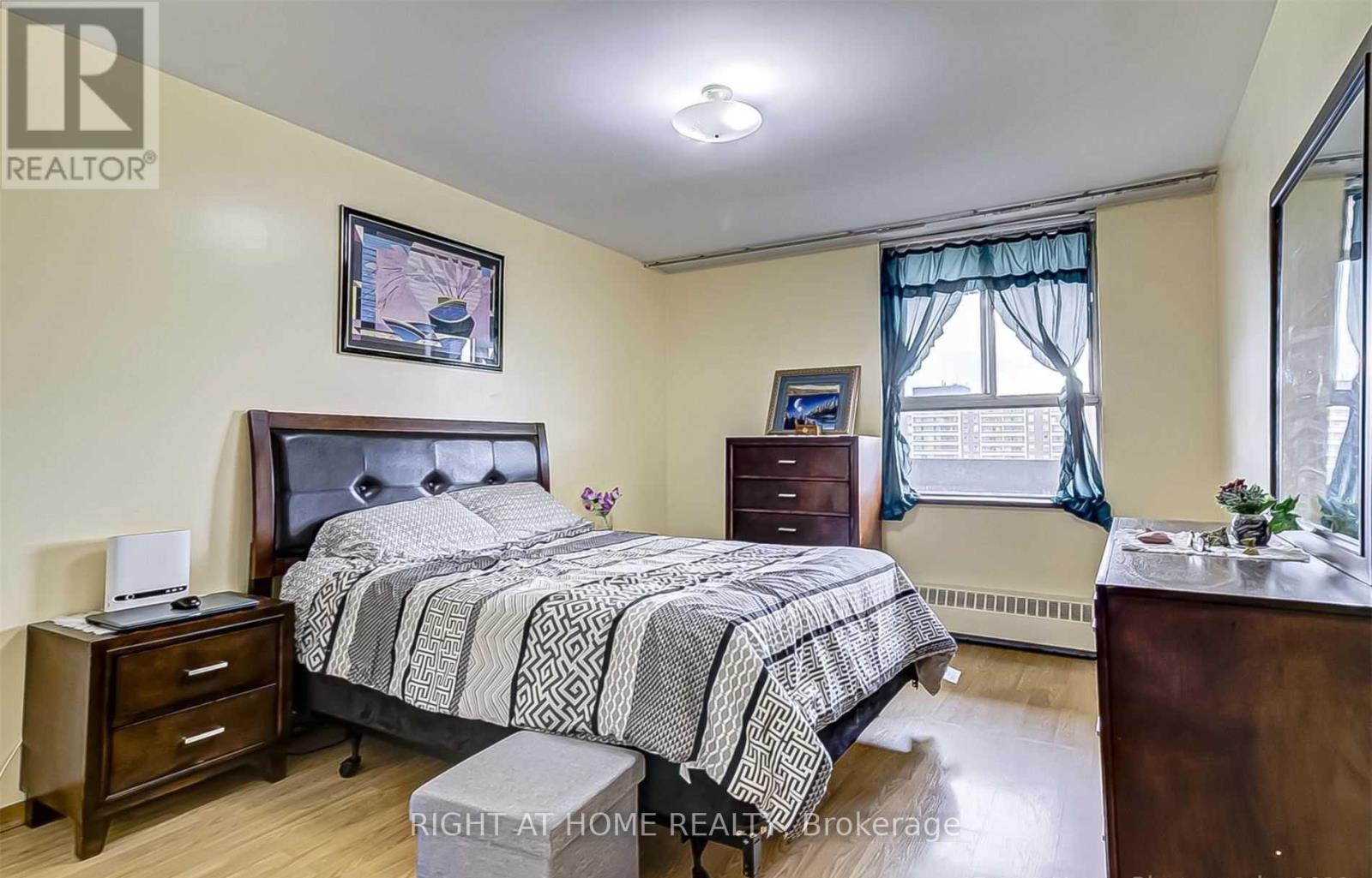 1014 - 455 Sentinel Road, Toronto, Ontario  M3J 1V5 - Photo 13 - W12662900
