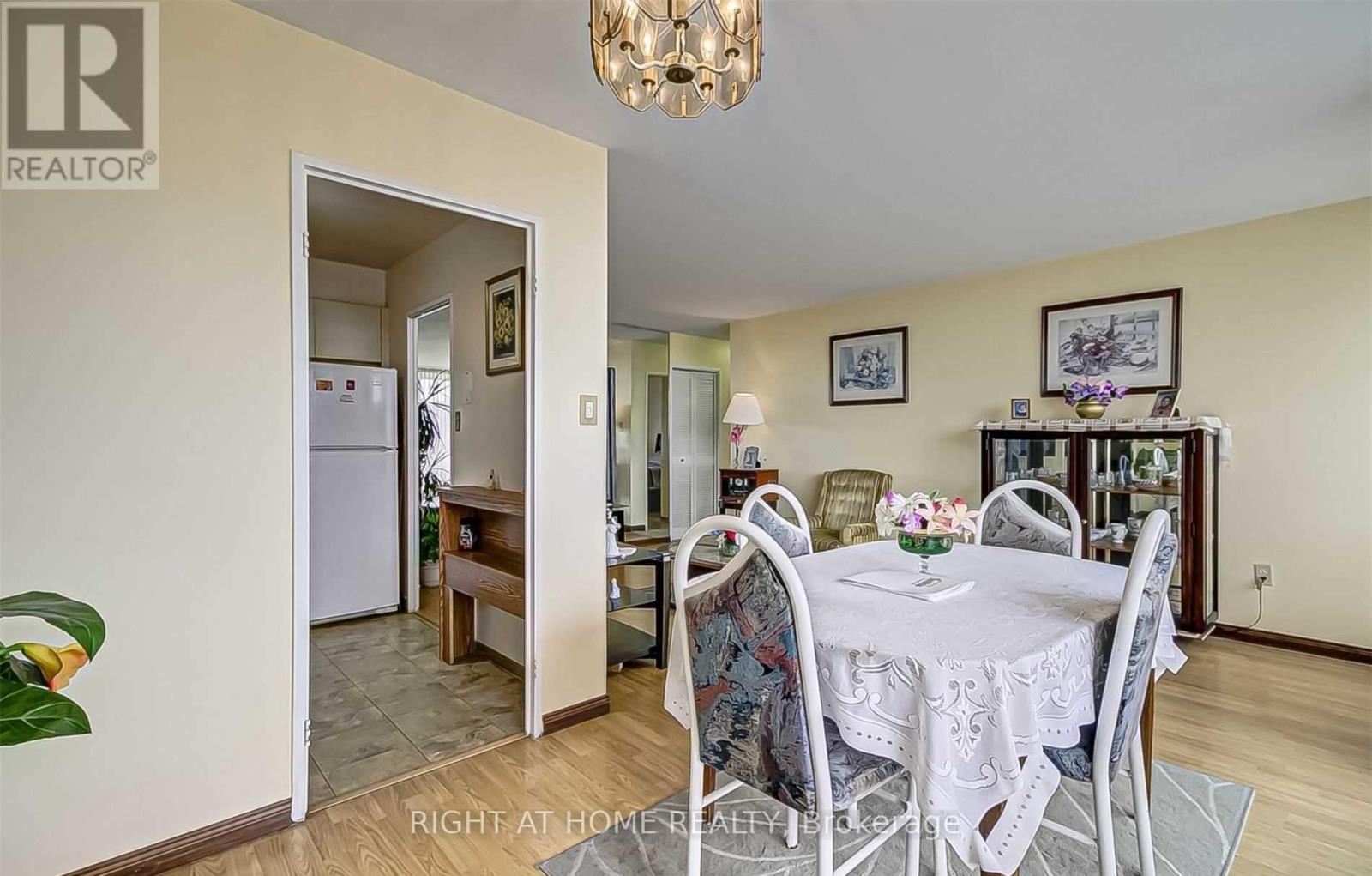 1014 - 455 Sentinel Road, Toronto, Ontario  M3J 1V5 - Photo 7 - W12662900