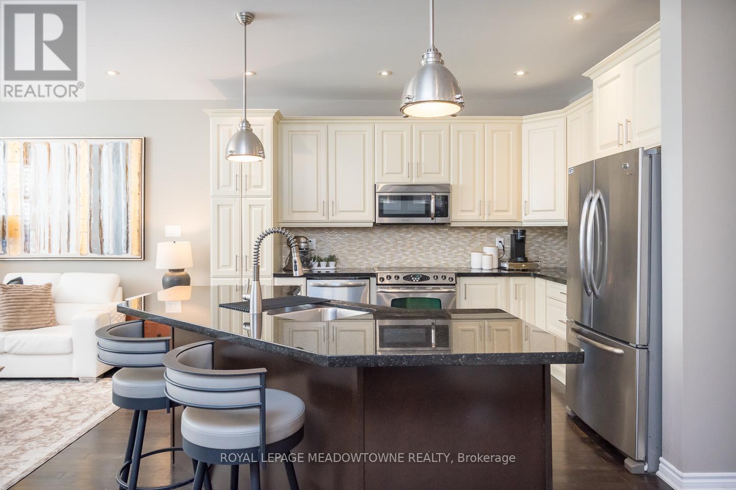 20 - 485 Pringle Avenue, Milton, Ontario  L9T 8A9 - Photo 6 - W12662984