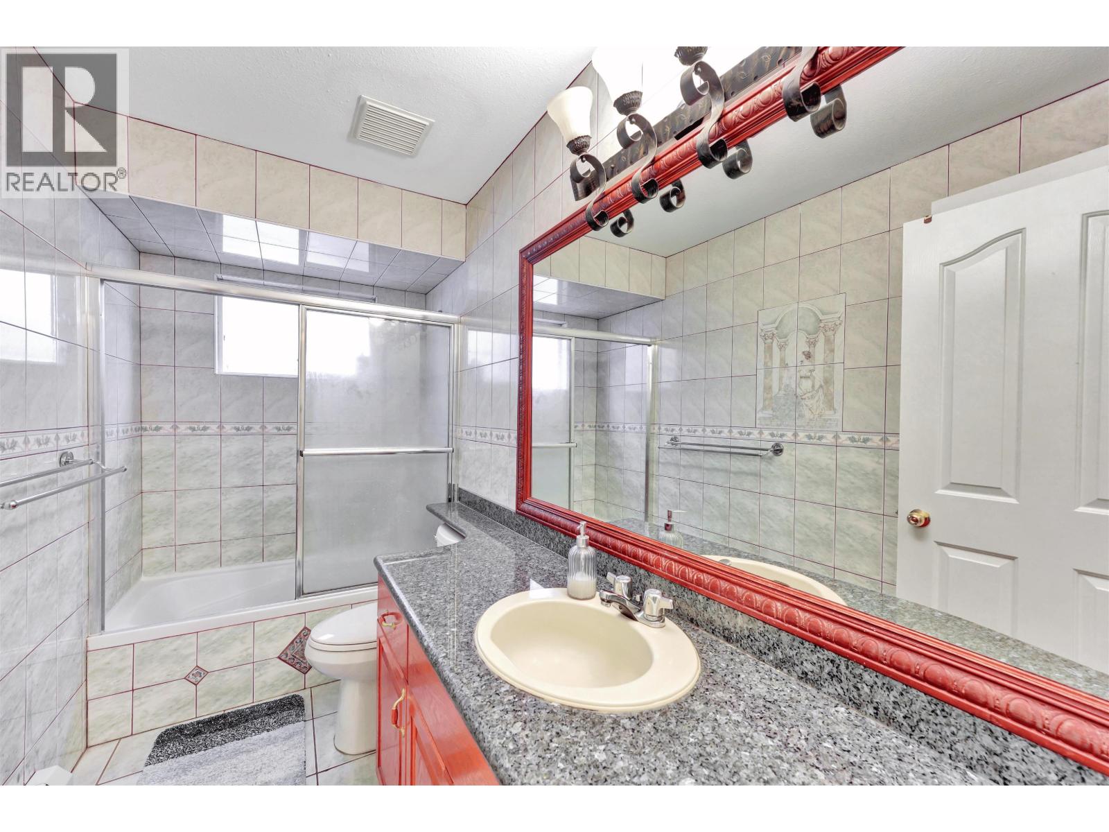 3153 Parker Street, Vancouver, British Columbia  V5K 2V4 - Photo 10 - R3074772