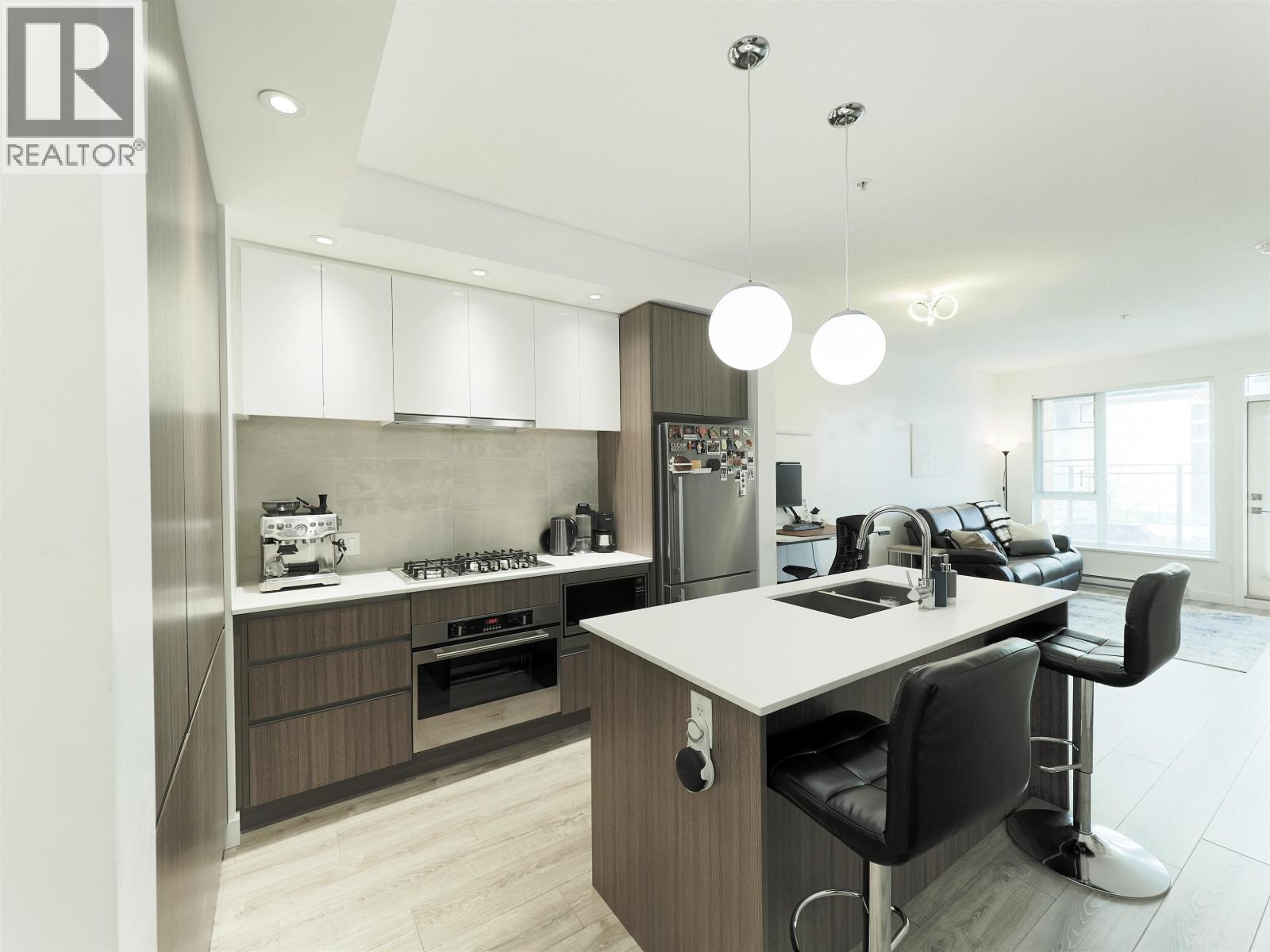 213 516 Foster Avenue, Coquitlam, British Columbia  V3J 0H8 - Photo 7 - R3075731