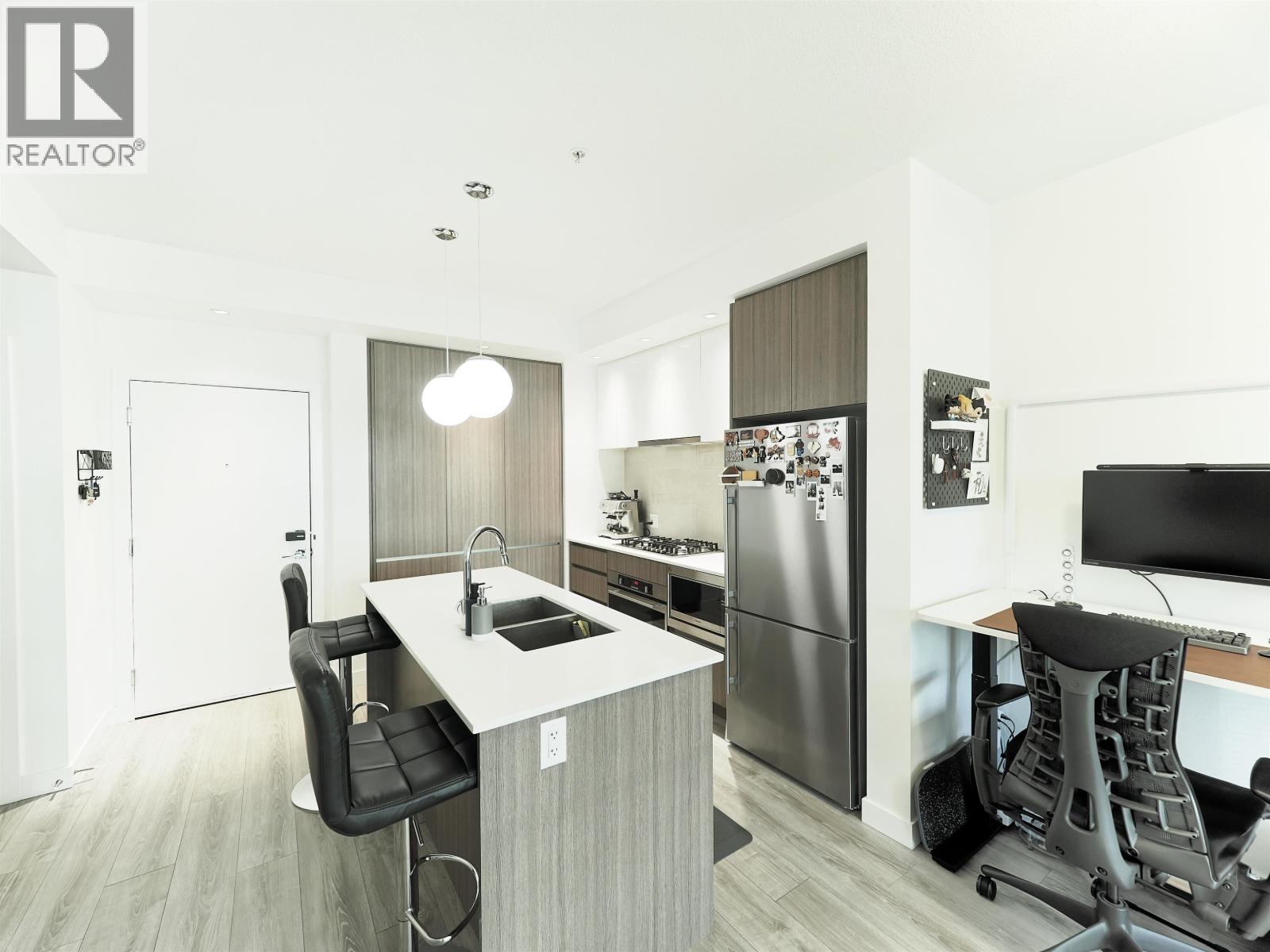 213 516 Foster Avenue, Coquitlam, British Columbia  V3J 0H8 - Photo 5 - R3075731