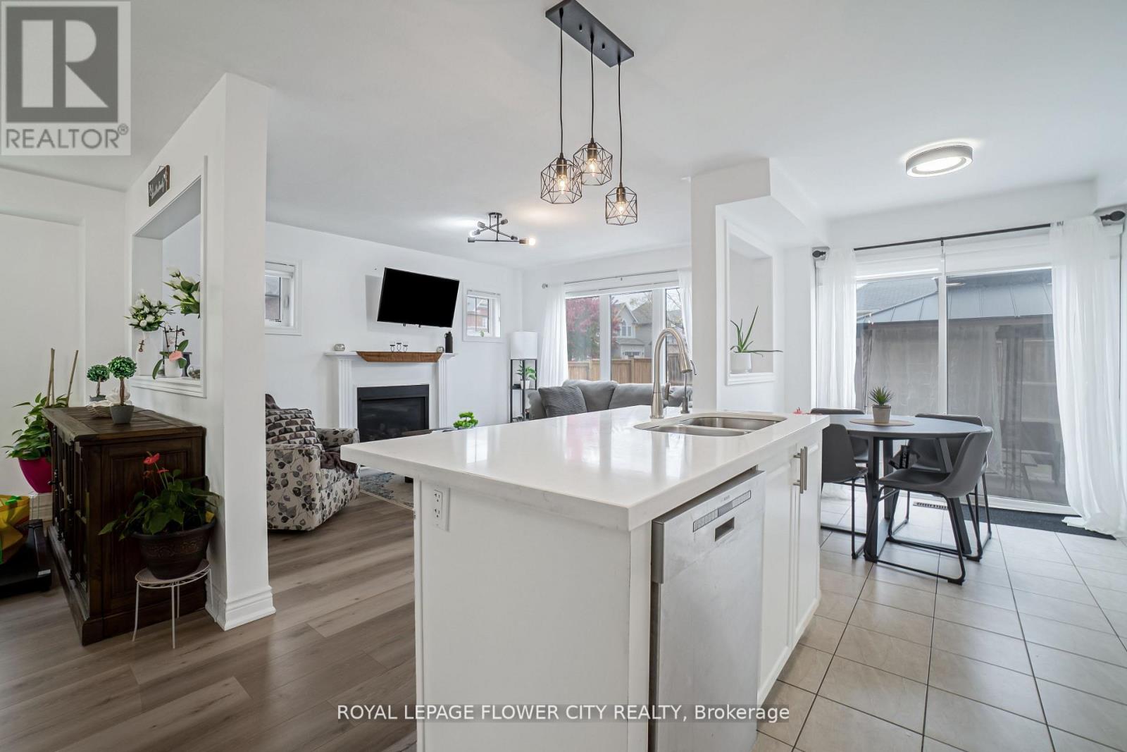 244 Palmer Lane, Woodstock, Ontario  N4T 0G5 - Photo 18 - X12662926