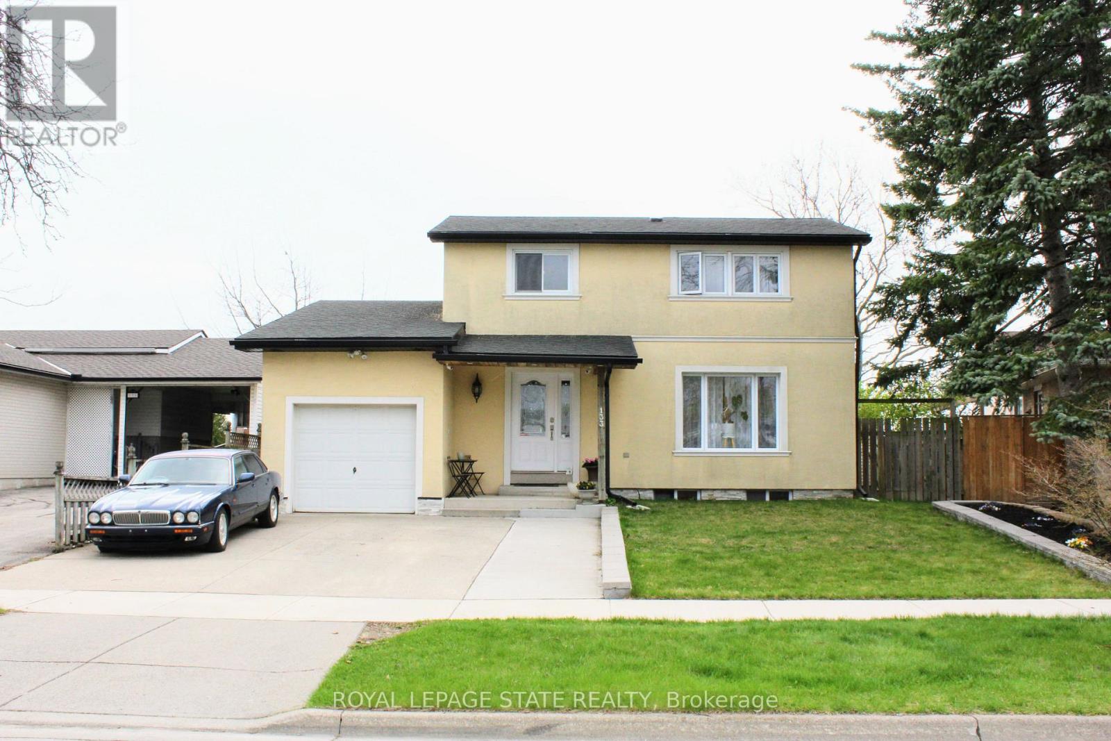 133 Chilton Drive, Hamilton, Ontario  L8J 1L8 - Photo 1 - X12662960