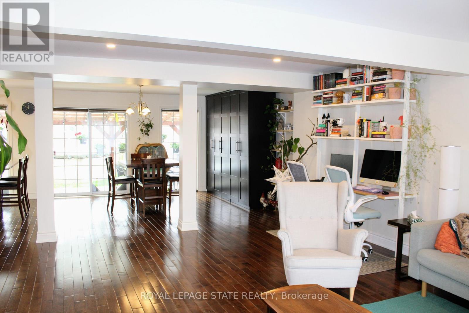 133 Chilton Drive, Hamilton, Ontario  L8J 1L8 - Photo 11 - X12662960