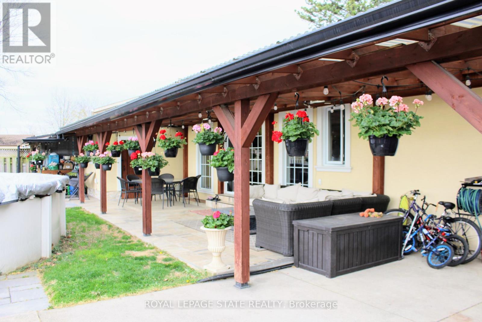 133 Chilton Drive, Hamilton, Ontario  L8J 1L8 - Photo 33 - X12662960