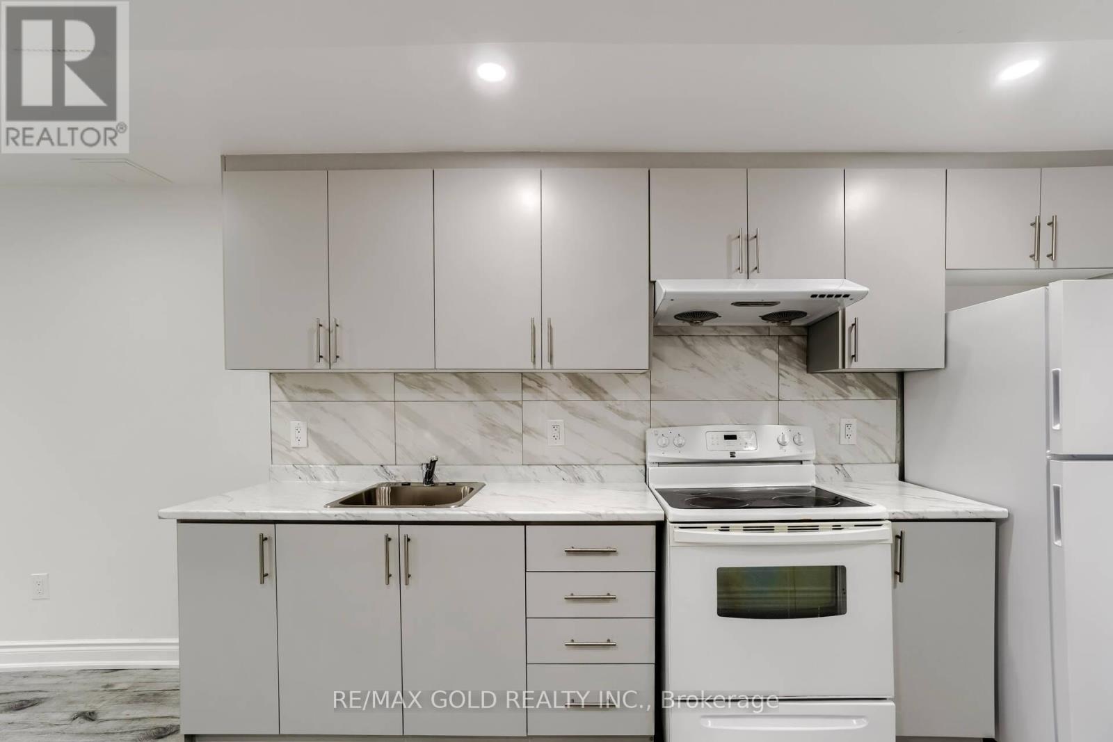 48 Fresnel Road, Brampton, Ontario  L7A 4Z3 - Photo 21 - W12657278