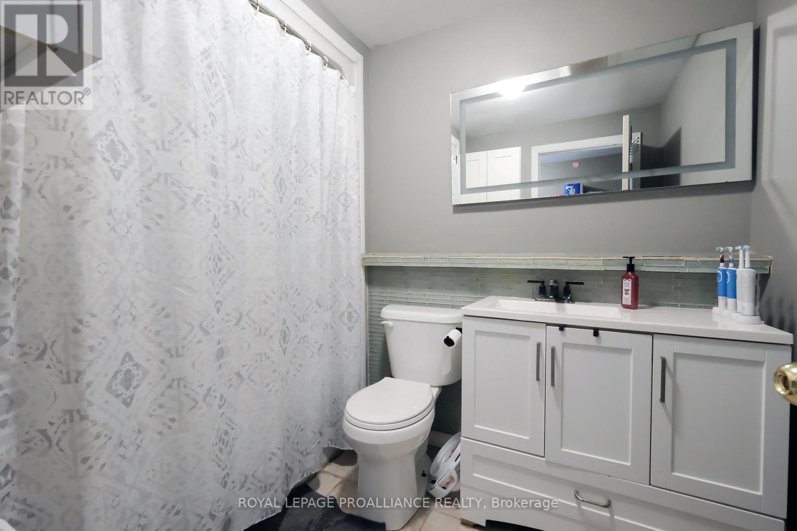 48 Bentinck Street W, Quinte West (Trenton Ward), Ontario  K8V 4E3 - Photo 18 - X12636830