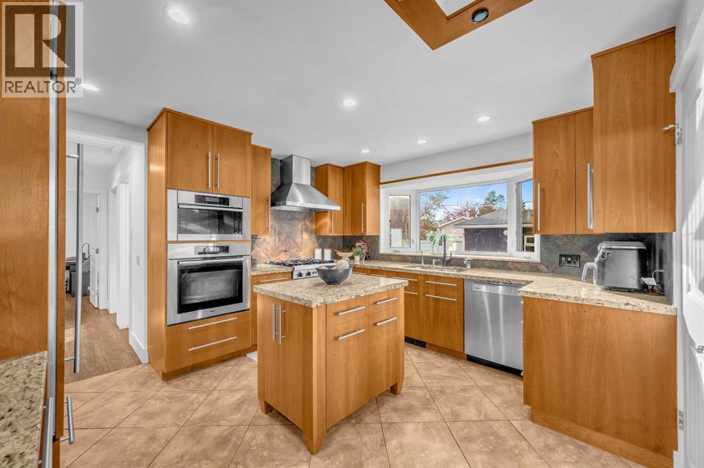 10012 Willowview Road Se, Calgary, Alberta  T2J 1P4 - Photo 12 - A2276312