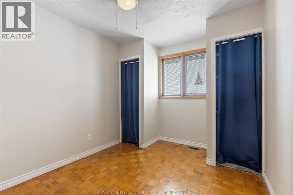9663 Midfield Crescent, Windsor, Ontario  N8R 1W9 - Photo 13 - 26000135