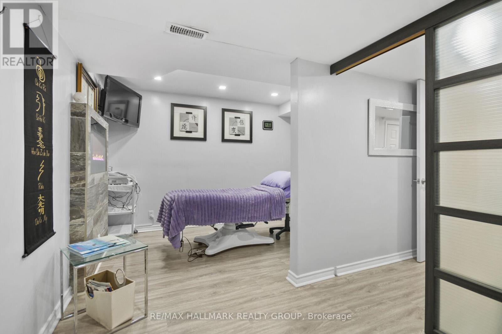 52 Peacock Crescent, Ottawa, Ontario  K2J 3P7 - Photo 33 - X12663008