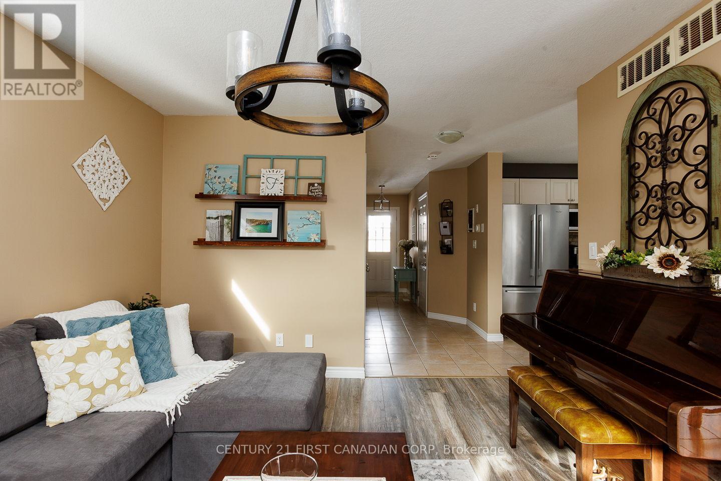 2459 Asima Drive, London South, Ontario  N6M 0B3 - Photo 12 - X12663006