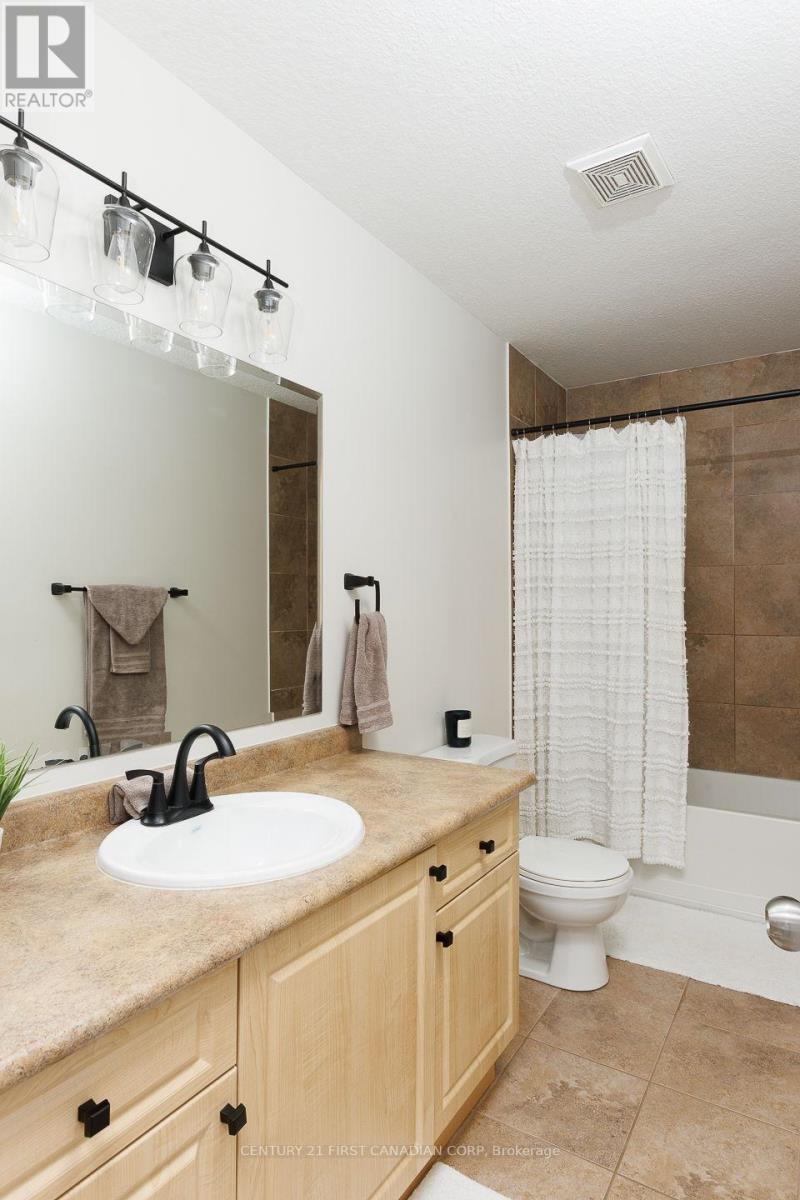 2459 Asima Drive, London South, Ontario  N6M 0B3 - Photo 21 - X12663006