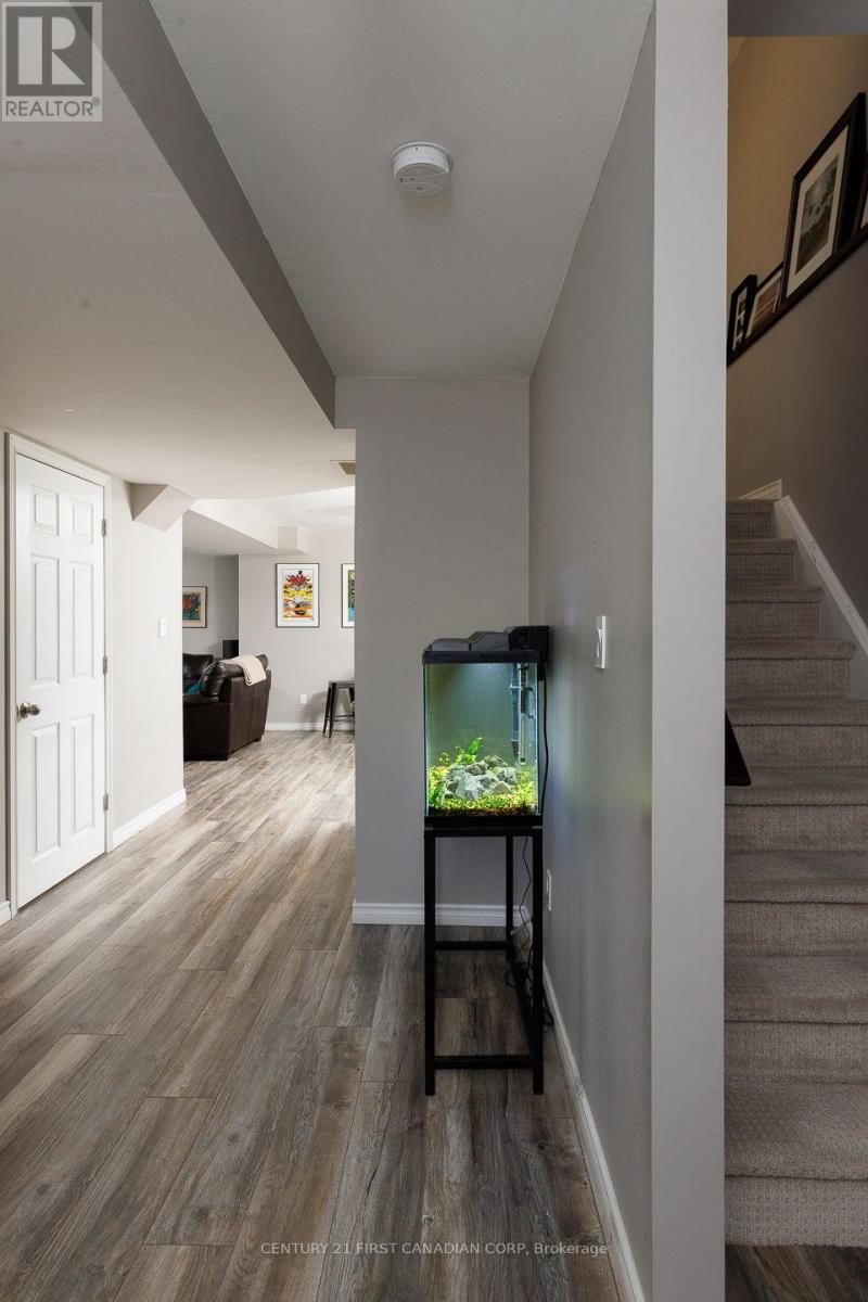 2459 Asima Drive, London South, Ontario  N6M 0B3 - Photo 34 - X12663006